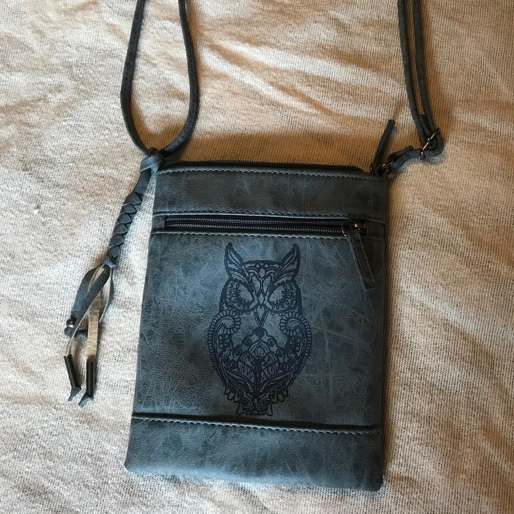 Owl purse with adjustable straps